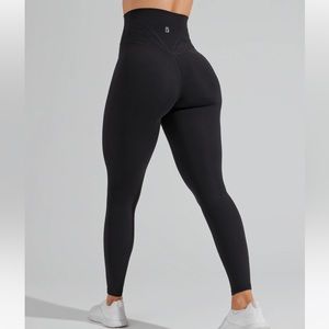 Buff bunny legacy size medium black